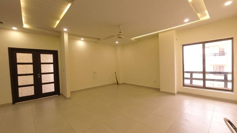 4 Bedrooms Duplex Apartment For Sale In Zarkon Heights G-15 Islamabad 2