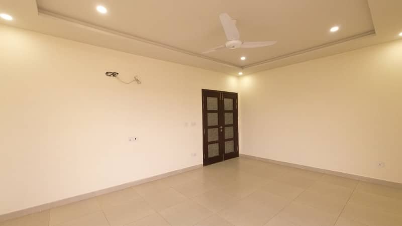 4 Bedrooms Duplex Apartment For Sale In Zarkon Heights G-15 Islamabad 6