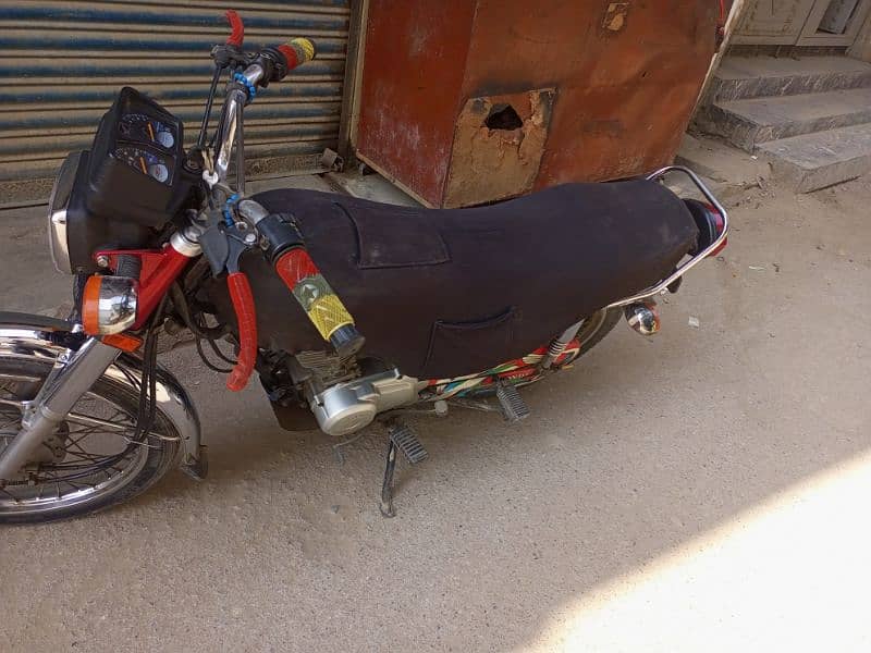 Honda 125 karachi number 2