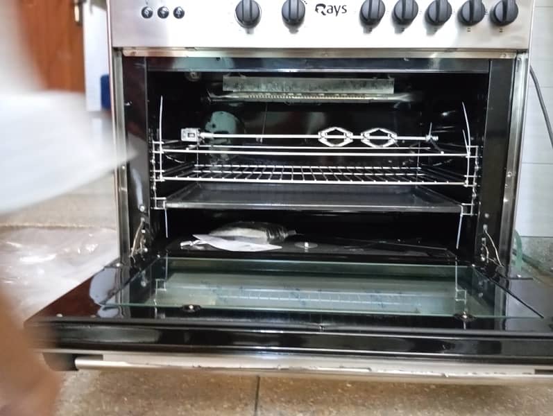 Rays cooking range+ oven 5 burners 4