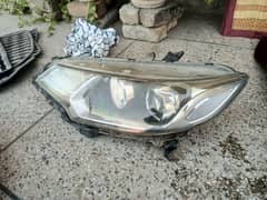 Honda fit gp5 bonnet+left light