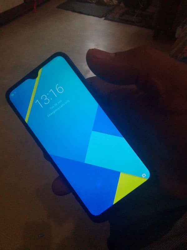 realme C2 0