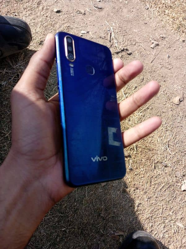 Vivo y15 , 4 64 0