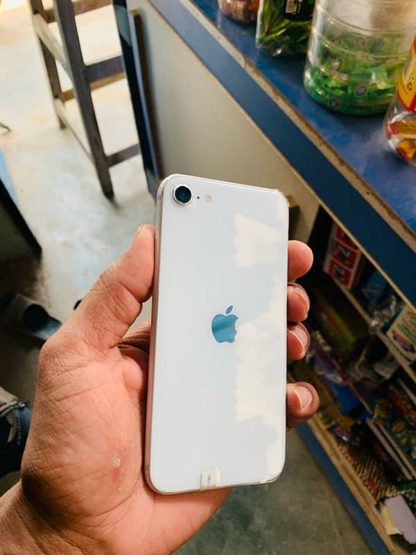 Apple Iphone SE 2020 0