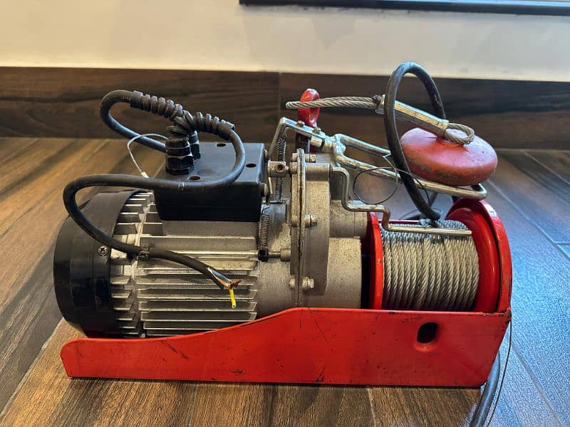 Hoist/ Winch / Pulling Machine Mini-Crane 250/500 KG  for sale 3