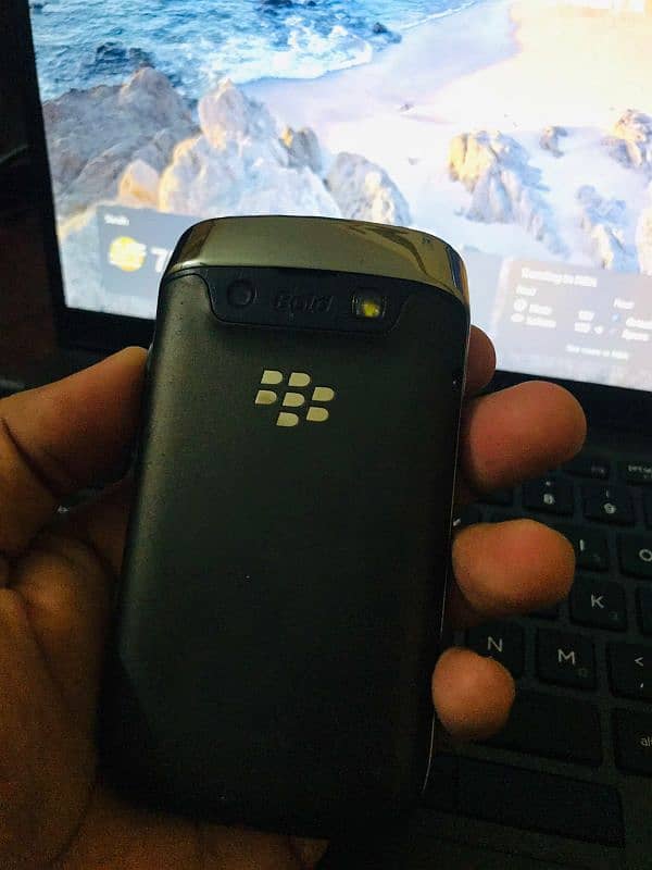 Blackberry Bold 5 1