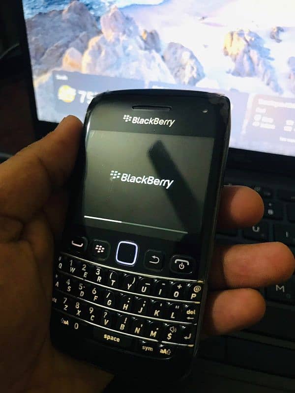 Blackberry Bold 5 2