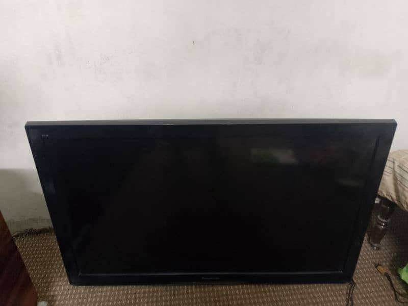 42 inch LeD for sale 0