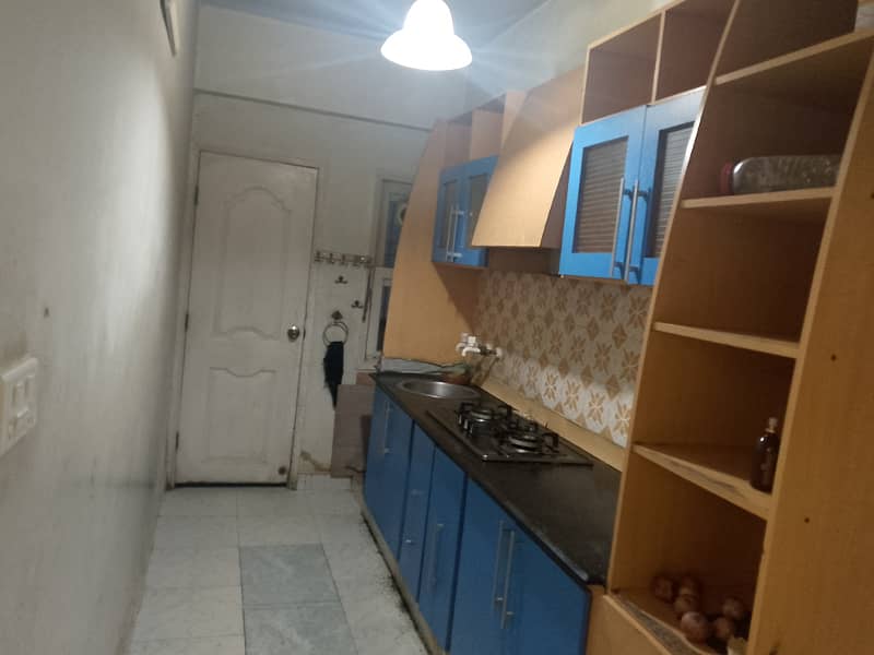 Apartment for rent 2 bed dd 950 sq feet badar commercial defense phase 5 Karachi 4