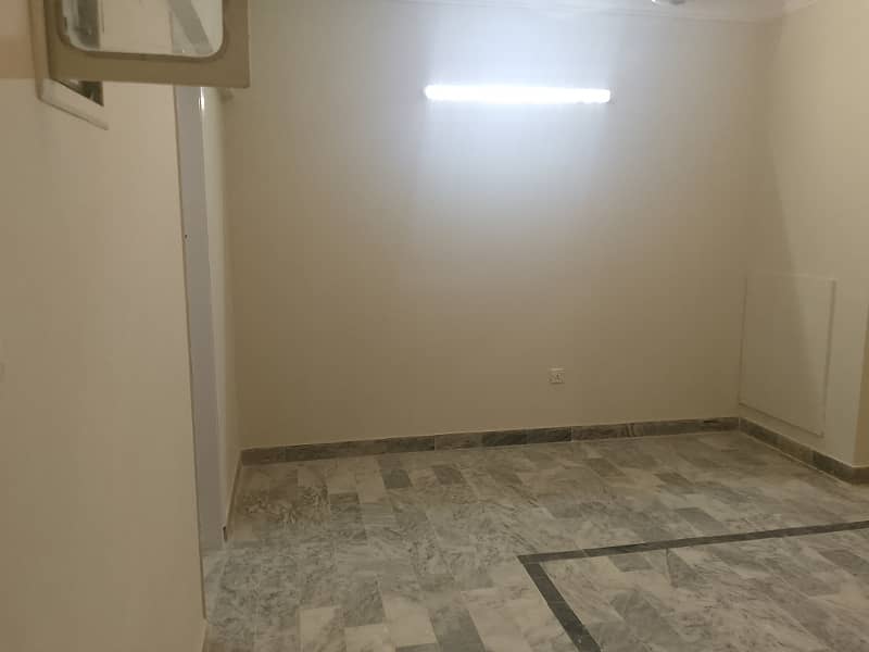 Apartment for sale 2 bed dd 900 sq feet DHA phase 6 Karachi 4