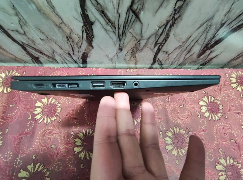 Lenovo Thinkpad X1 Carbon G8 (10th Generation) Touch Screen (A plus) 4