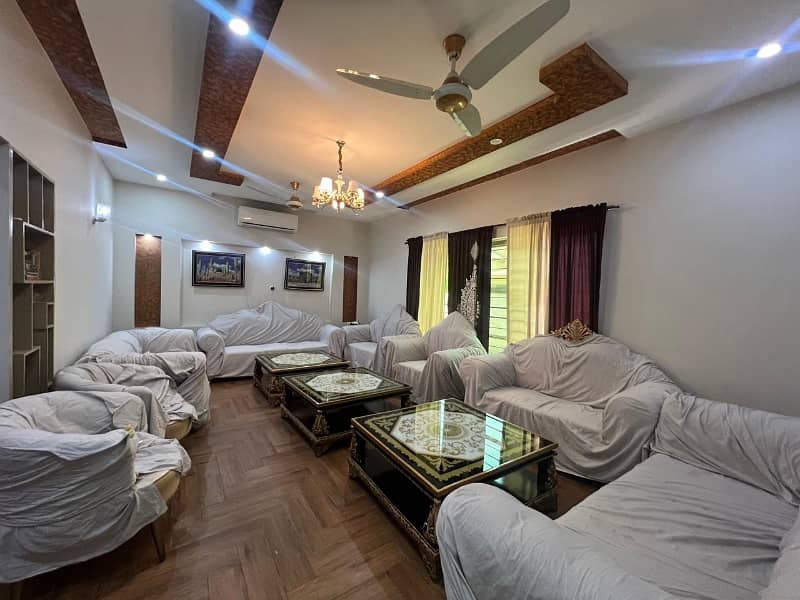 1 Kanal Vip Condition Used House Available For Sale In Canal Garden Near Bahria Town Lahore 3