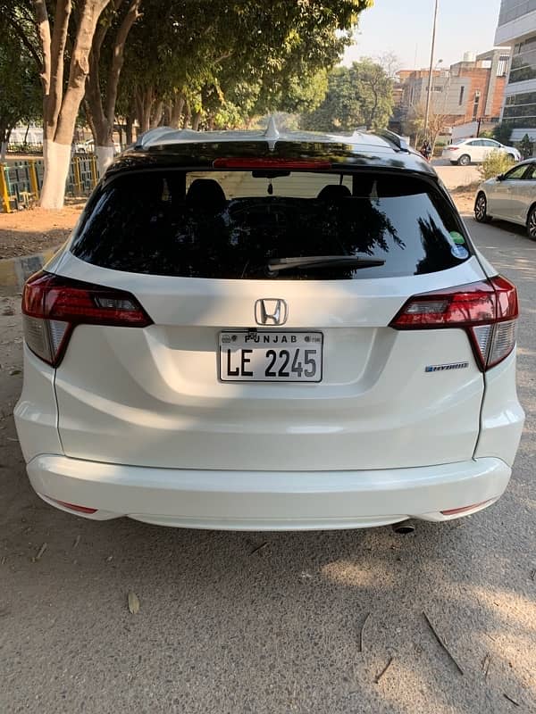 Honda Vezel 2015 3