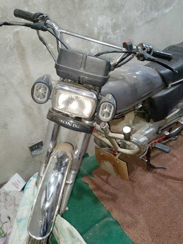 Motorcycle 125 for sale 8