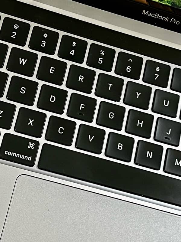 MacBook Pro - 2020 (CTO Model) 16GB/TouchBar 3