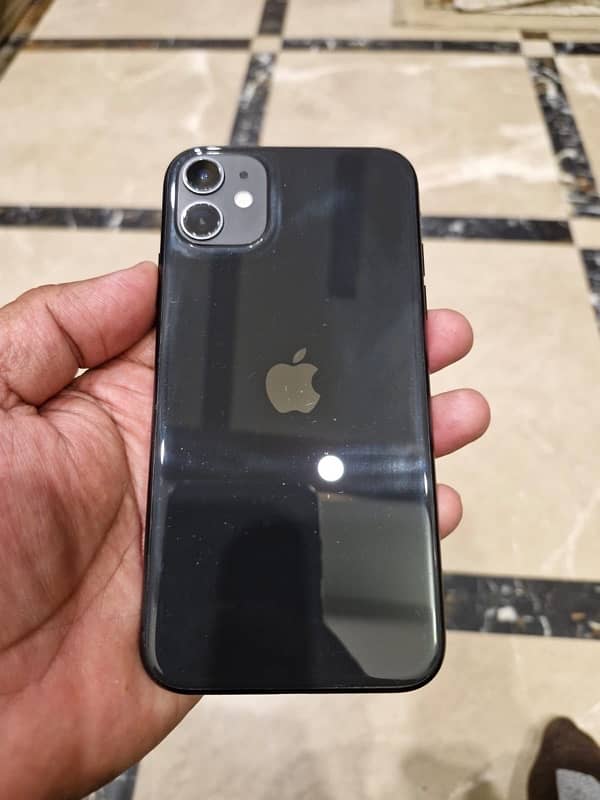 Iphone 11 dual sim pta Approved 64/gb 2