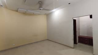 1 Kanal Upper Portion Available For Rent In Sukh Chayn Garden Near Bahria Town Lahore