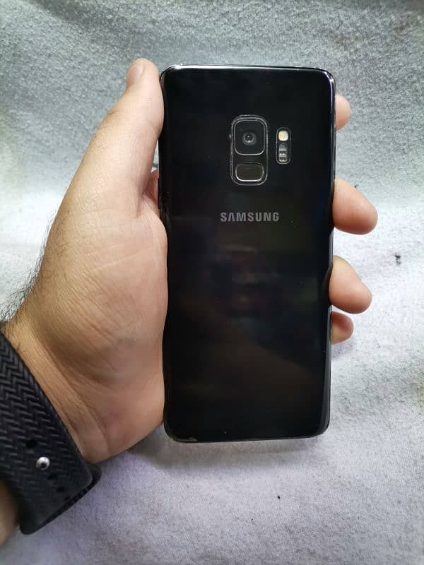 SAMSUNG S9 64GB 0