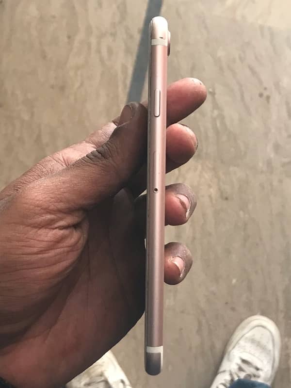 Iphone 7 PTA APPROVED 0