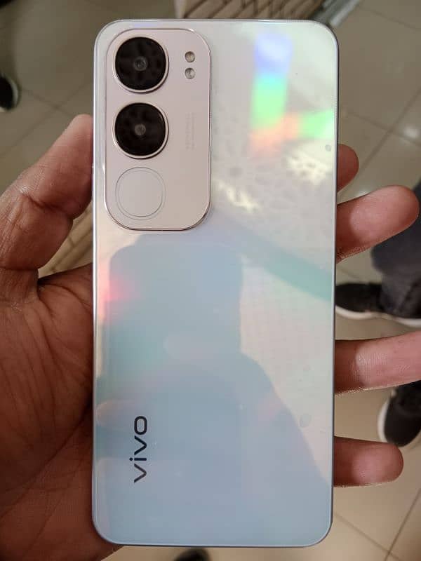 Vivo Y19s just box open 0