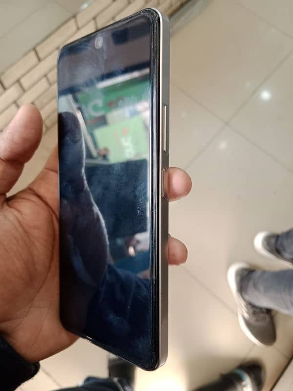 Vivo Y19s just box open 5