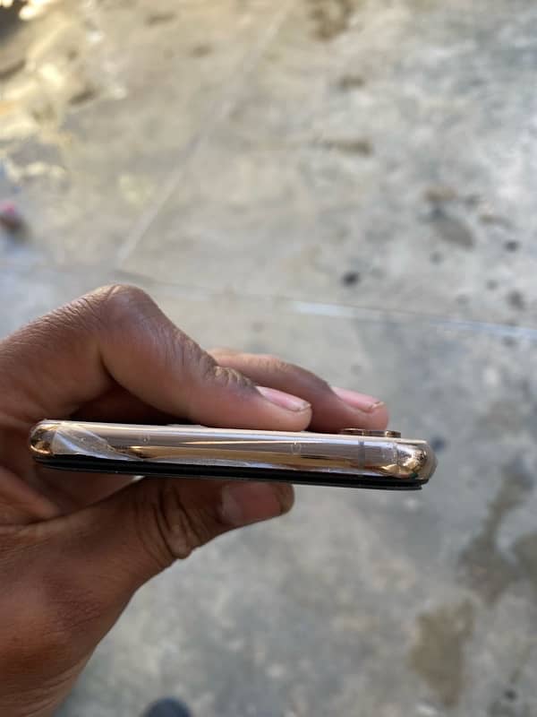 iphone xs max 512  gb non pta uphone sim life time working 7