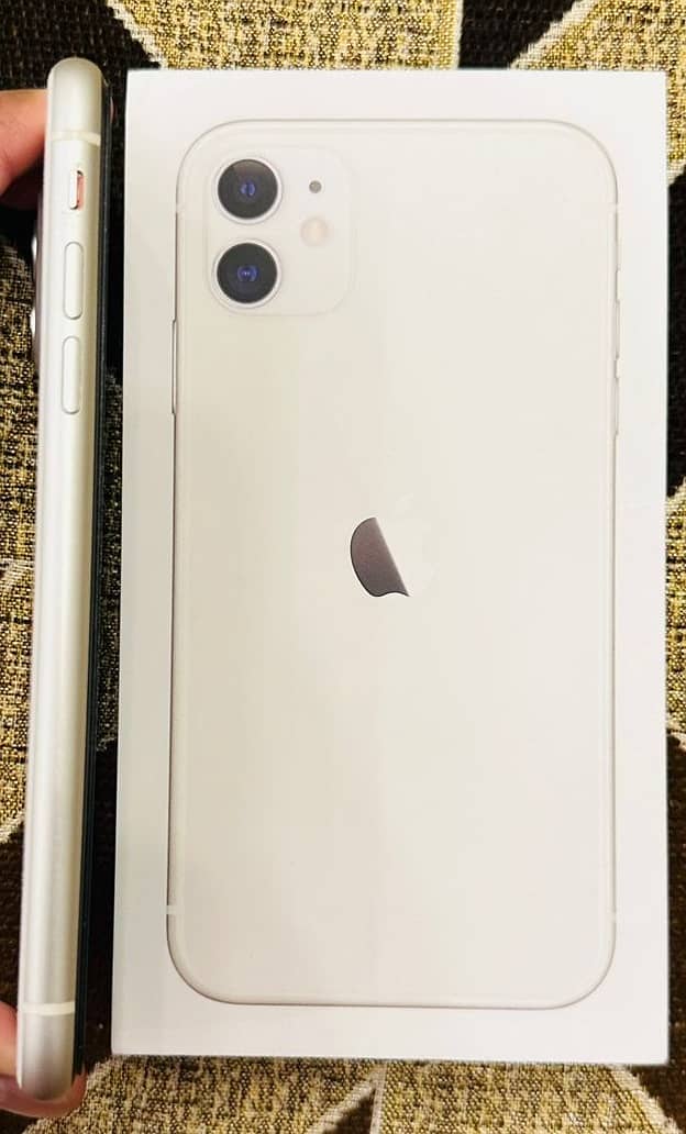 iPhone 11 PTA Approved Just Like New 4