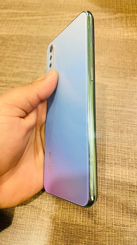 vivo S1 8/128 GB 0