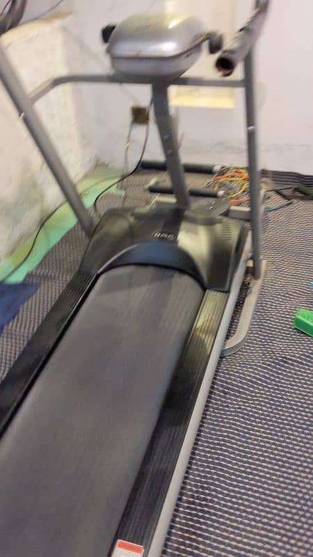 OMA Brand. . treadmill excellent condition 7