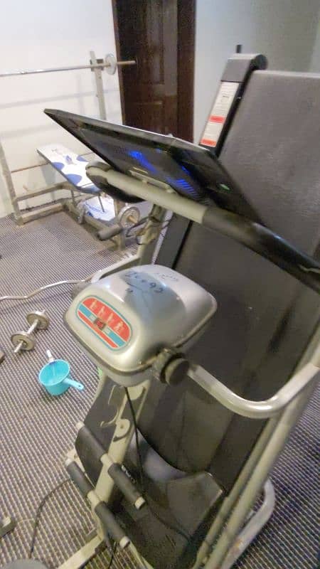 OMA Brand. . treadmill excellent condition 12