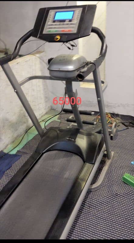 OMA Brand. . treadmill excellent condition 13