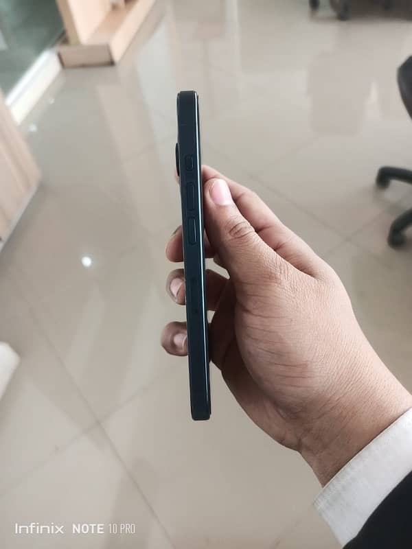 IPhone 15 Pro blue titanium 10/10 3