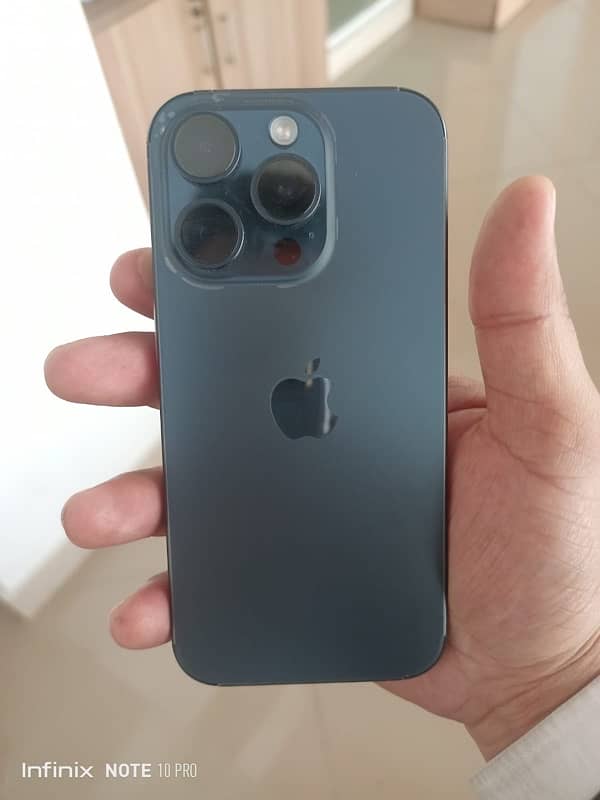 IPhone 15 Pro blue titanium 10/10 6