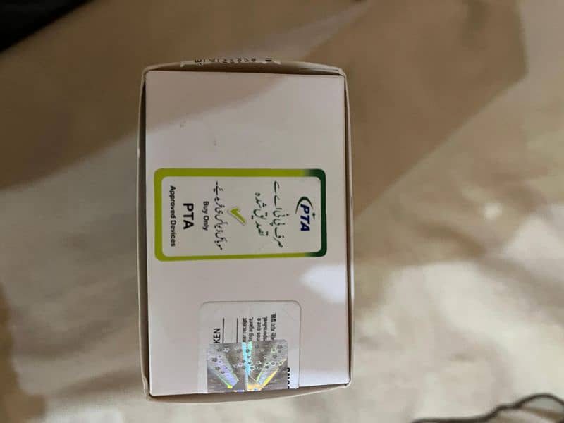 Samsung Galaxy A32 Dual SIM PTA (just like brand new with box) 7