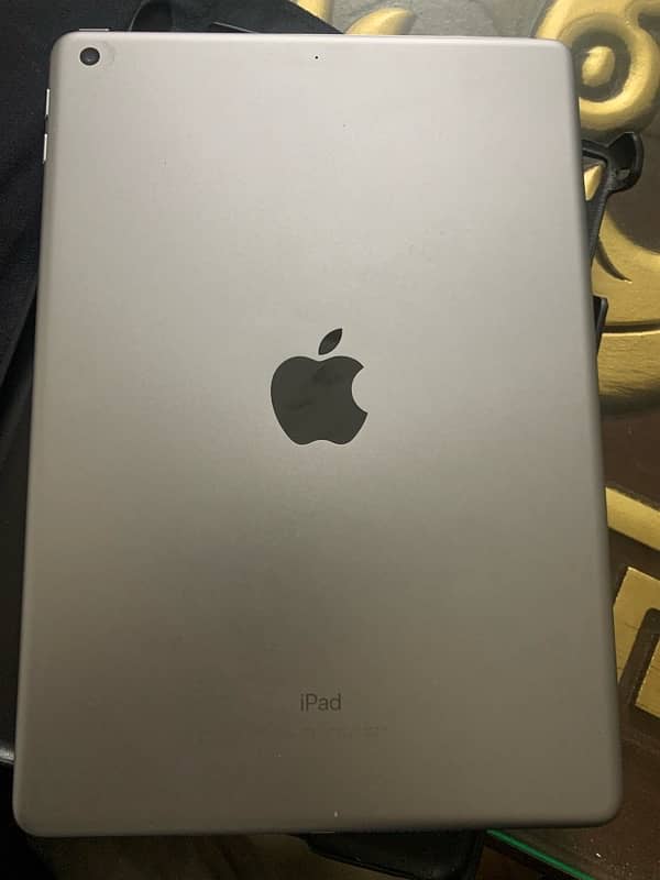 apple ipad 5th generation 0