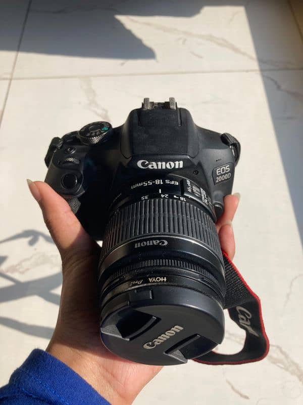 cannon Eos 2000d for sale urgent 1