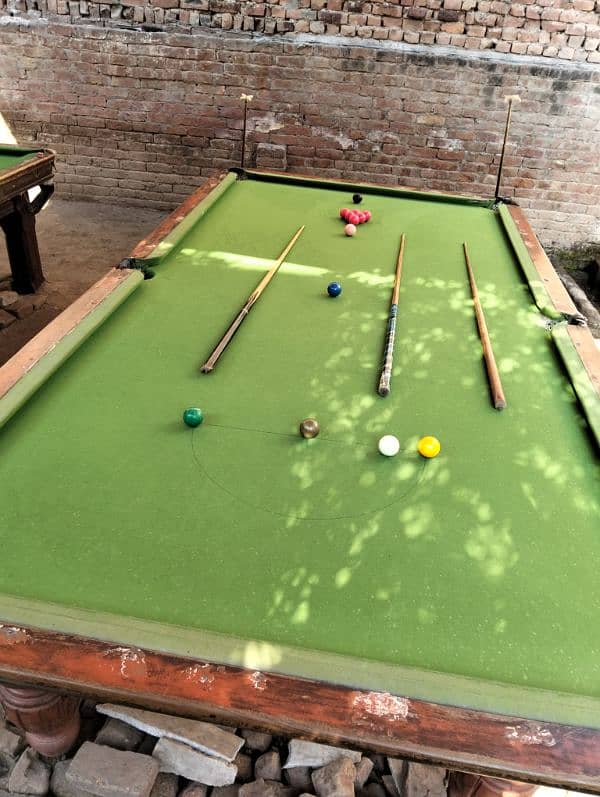 2 Snooker Table 5*10 6