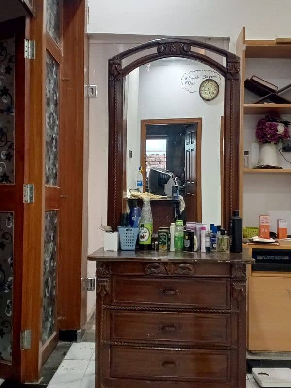 Dressing table for sale 1