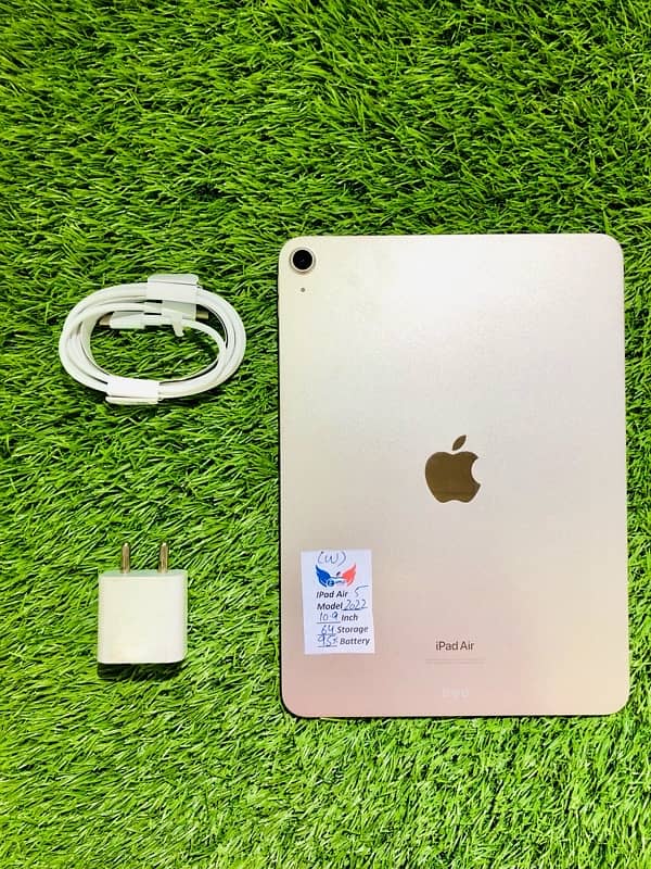 IPad Air (M1)(5th Generation) 1