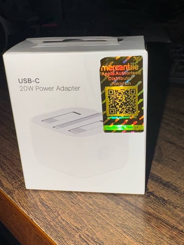 new 20W original adopter (03034804061] 2