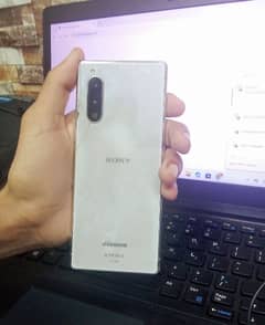 Sony experia 5 only back crack