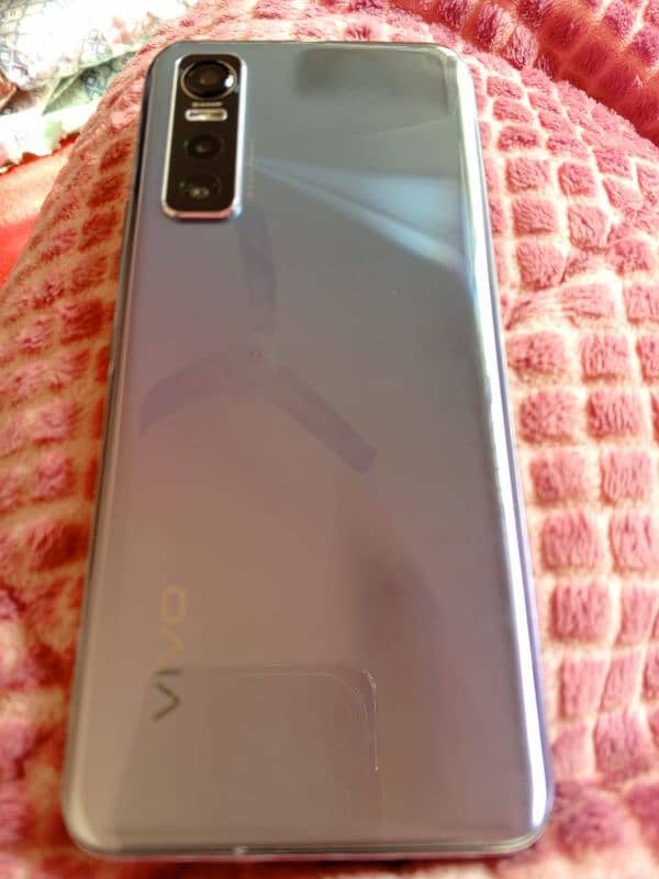 Vivo Y73s 5