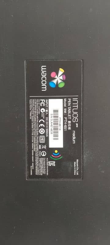 Wacom Intous 5 Pro Medium PH-651 Tablet with Wireless Kit. 3