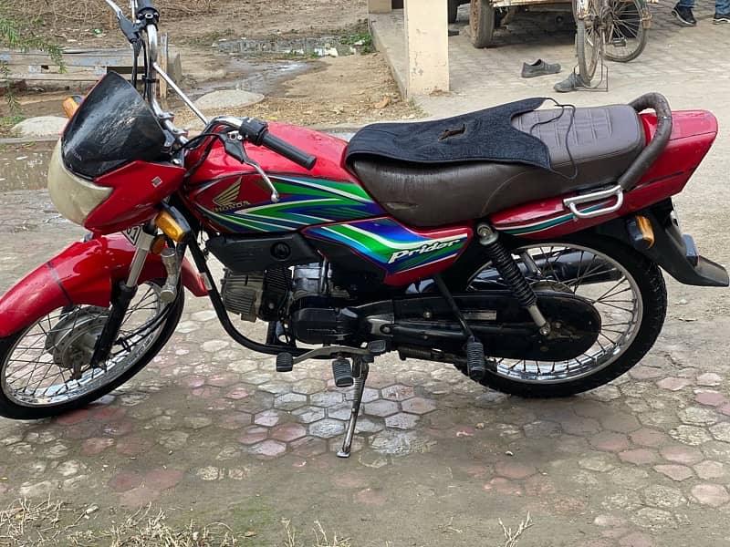 Honda pridor 100cc 1