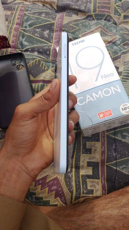 Camoon 19neo 6+5 ram 128 gb 10/10 no any falt exchnge possible i phone 4