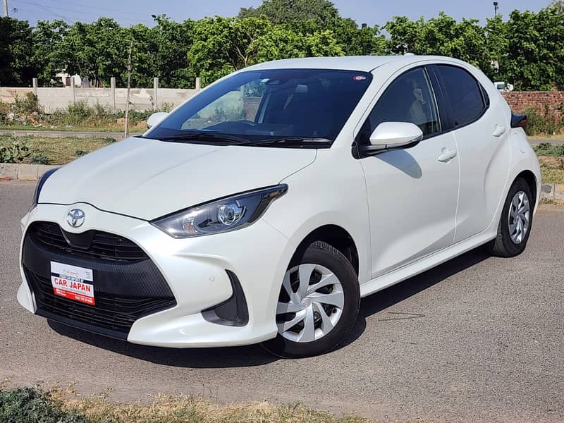 Toyota Yaris 2021 (Fresh Import) Push Start Better Cultus city swift 2