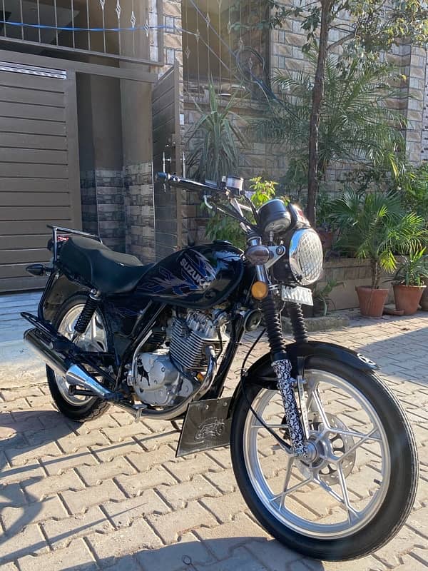 suzuki gs 150 se 2021 model 4