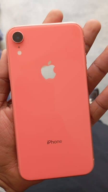 iphone XR 0