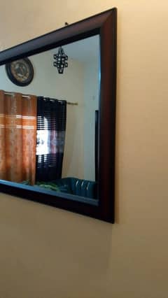 mirror good condition