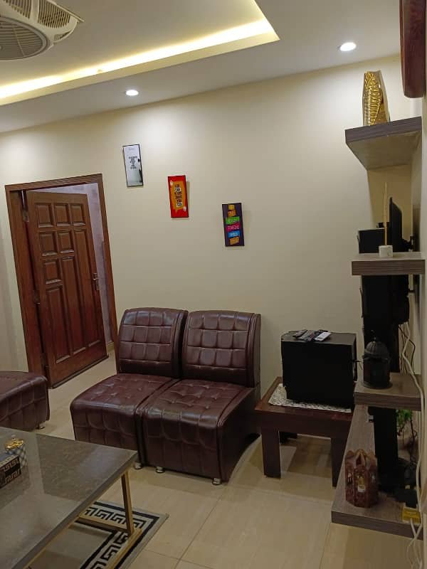 1 bedroom apartment for rent on daily basis in bahria town lahore 13